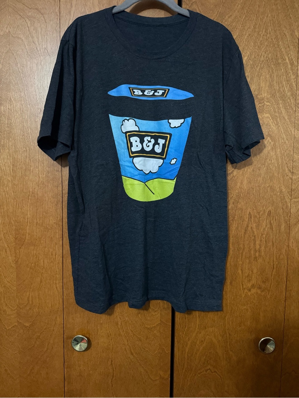 Men’s Ben & Jerry’s Graphic Tee Size XL NWOT